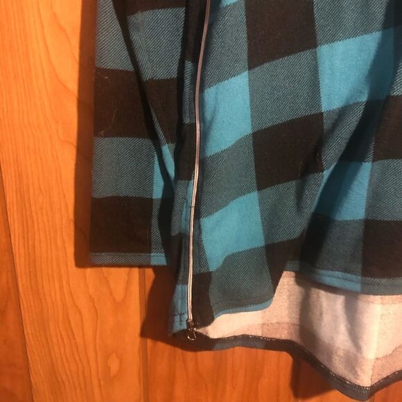 Prinstory Teal Buffalo plaid tunic. Size Large. - Picture 3 of 4